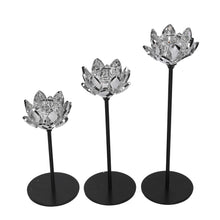 Carregar imagem no visualizador da galeria, Castiçais Flor de Lótus em Vidro e Metal
