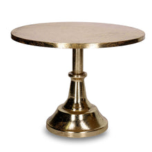 Carregar imagem no visualizador da galeria, Prato c/Pé Dourado em Metal 30cm
